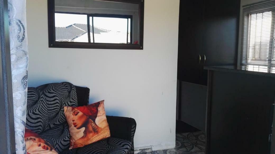 Fourties Guest House Пхалаборва Экстерьер фото